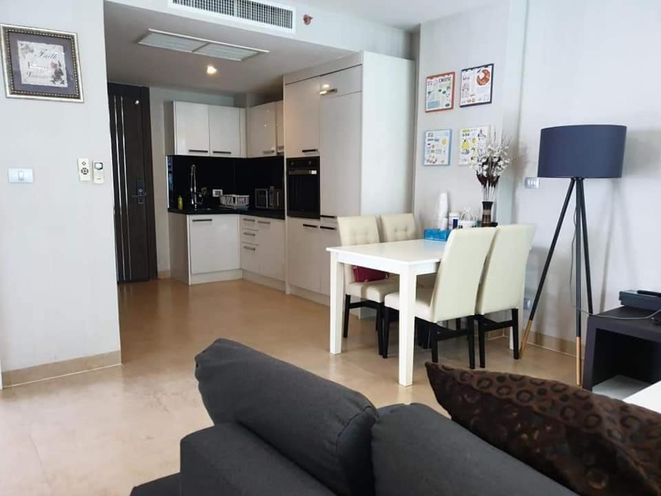 Centara Avenue 2 Bedrooms Pool View Pattaya Esterno foto