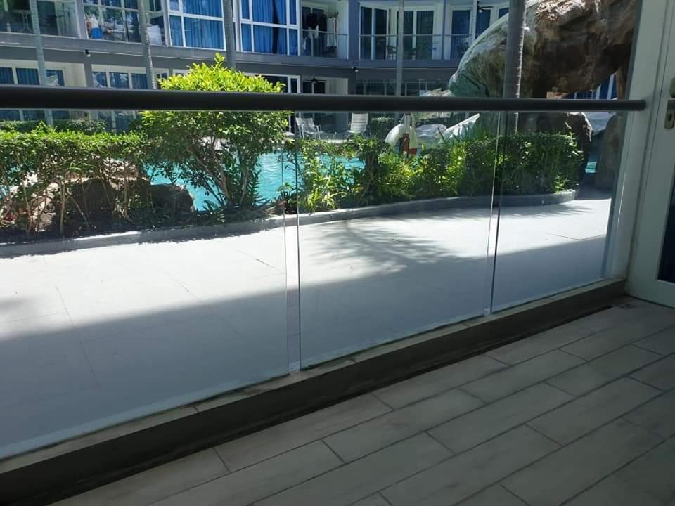 Centara Avenue 2 Bedrooms Pool View Pattaya Esterno foto