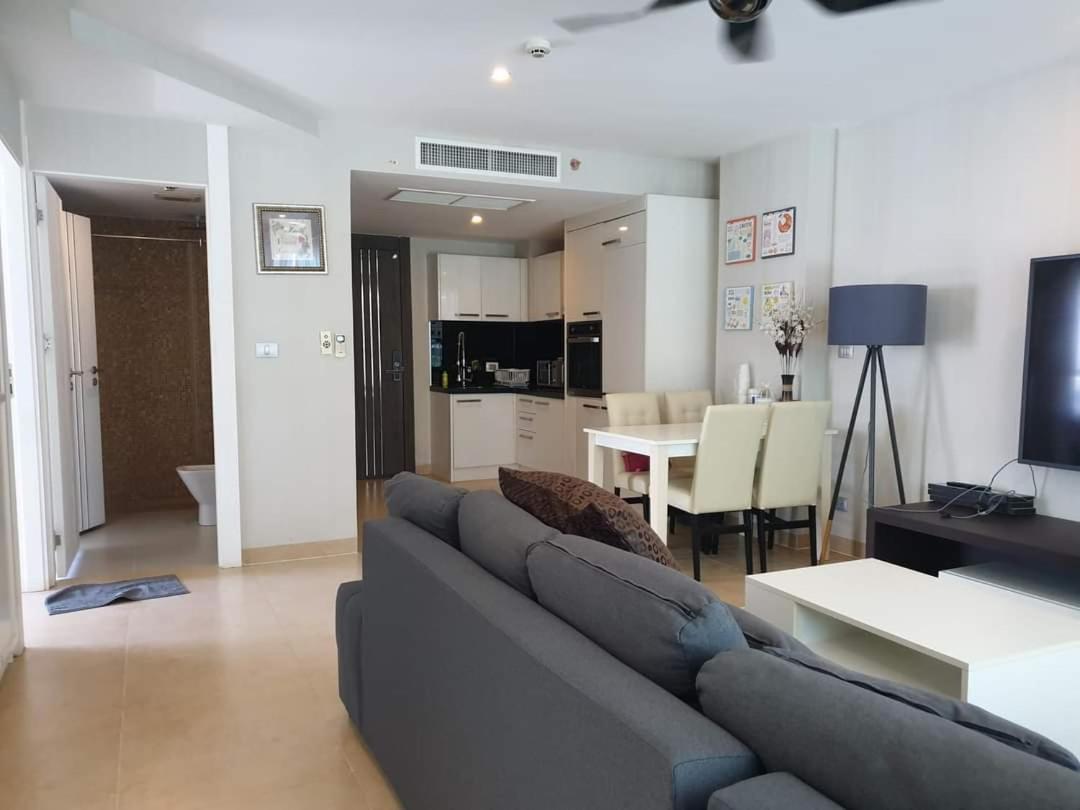 Centara Avenue 2 Bedrooms Pool View Pattaya Esterno foto