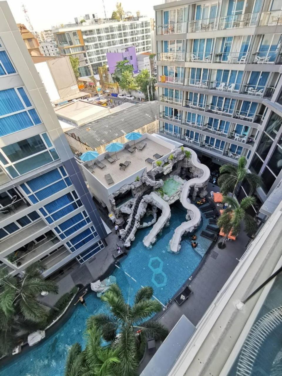Centara Avenue 2 Bedrooms Pool View Pattaya Esterno foto